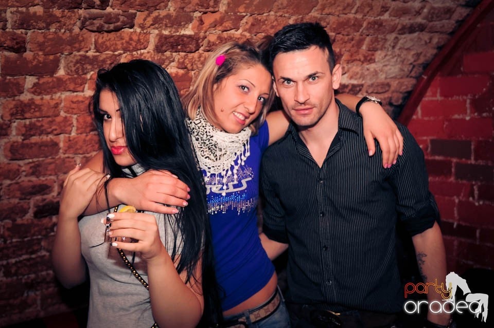 Student Party în Escape, 