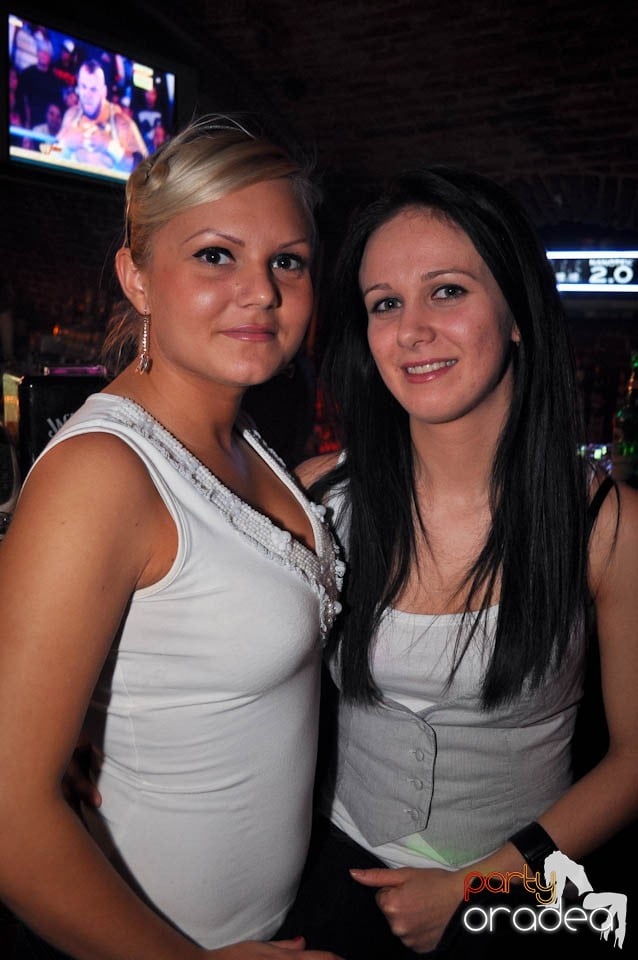 Student Party în Escape, 