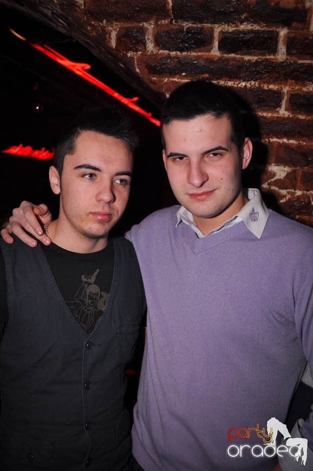 Student Party în Escape, 