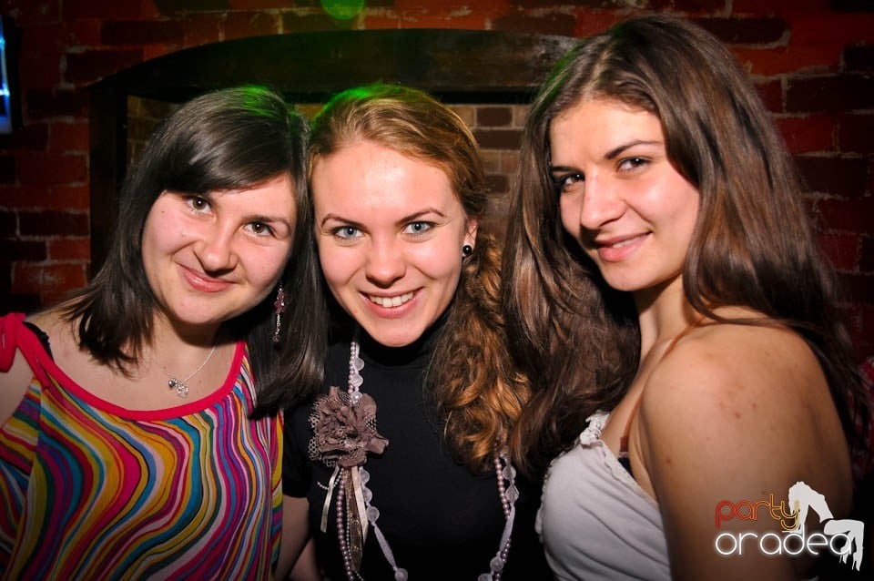 Student Party în Escape, 