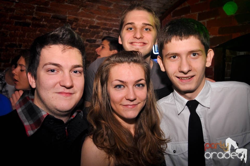 Student Party în Escape, 