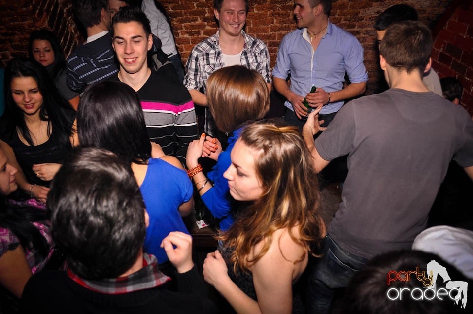 Student Party în Escape, 