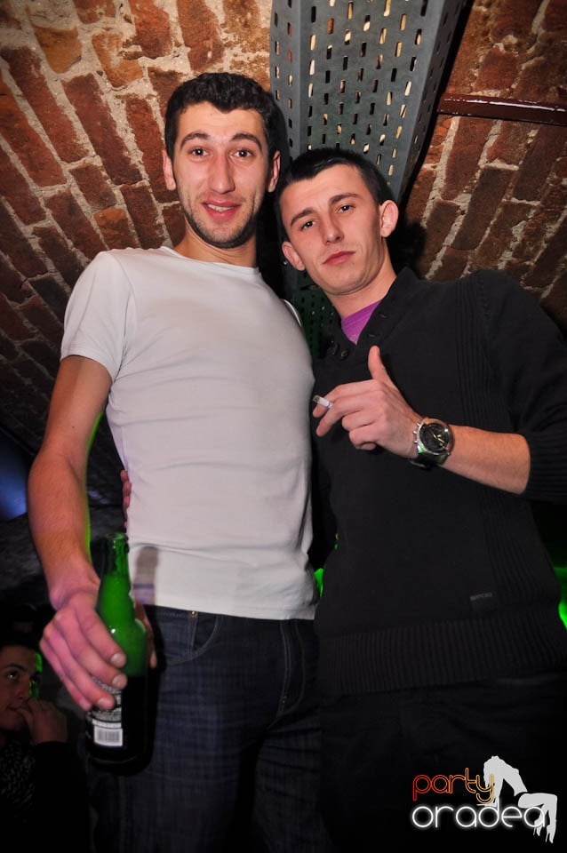 Student Party în Escape, 