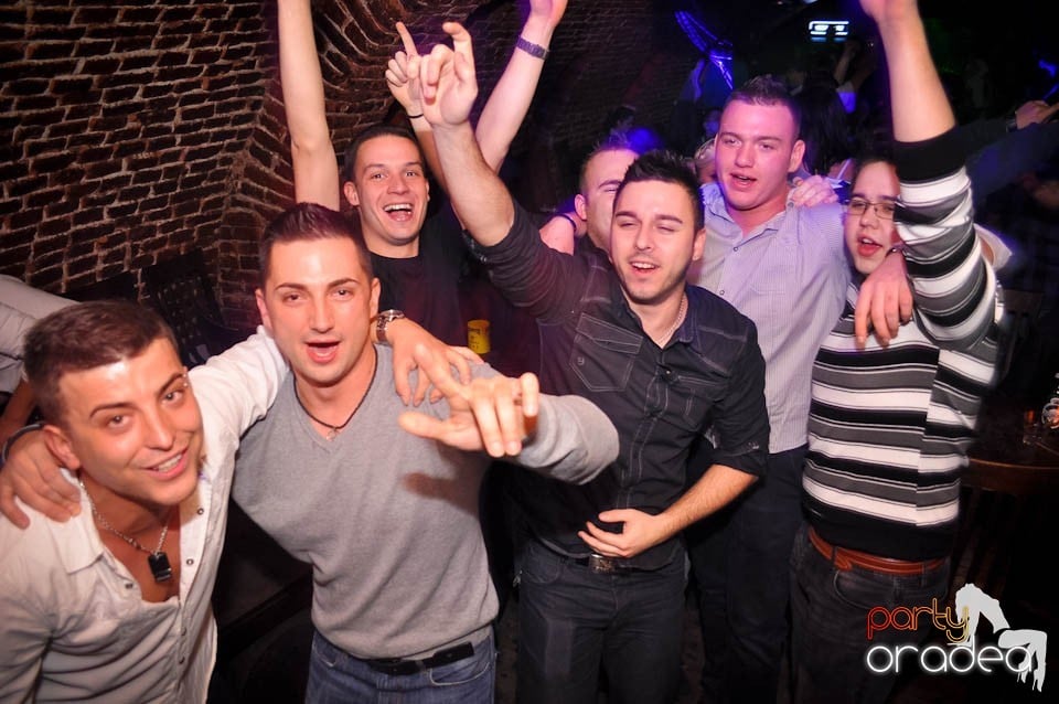 Student Party în Escape, 