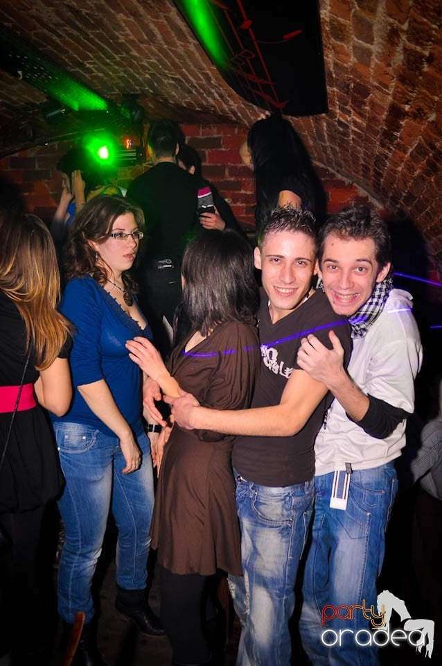 Student Party în Escape, 