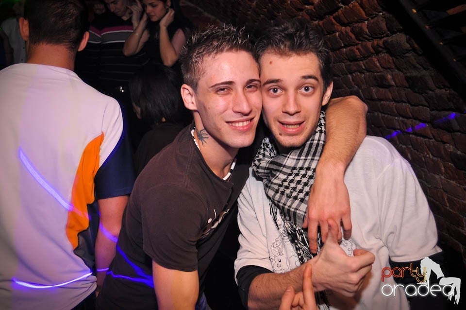 Student Party în Escape, 