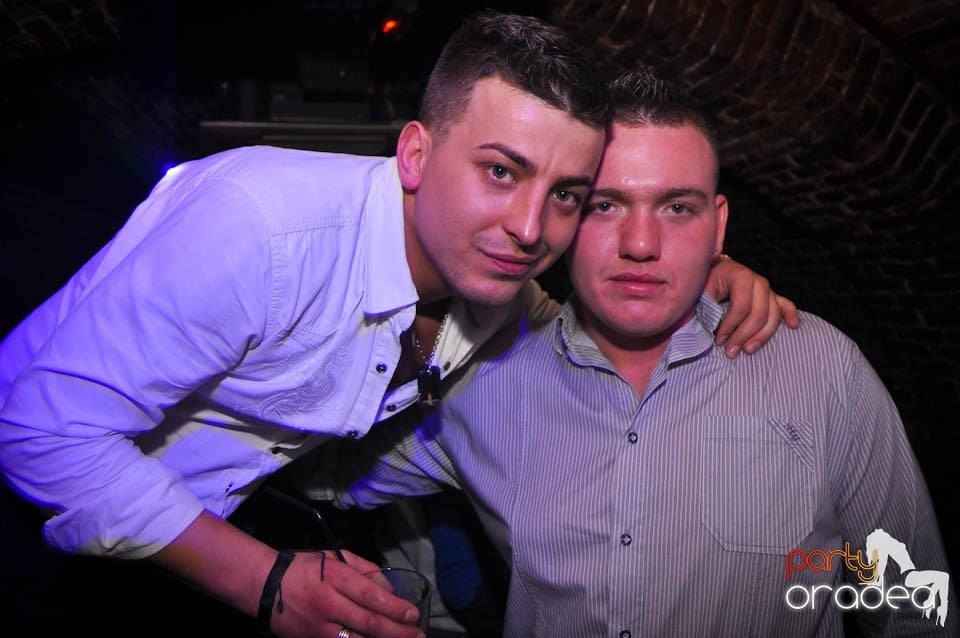 Student Party în Escape, 