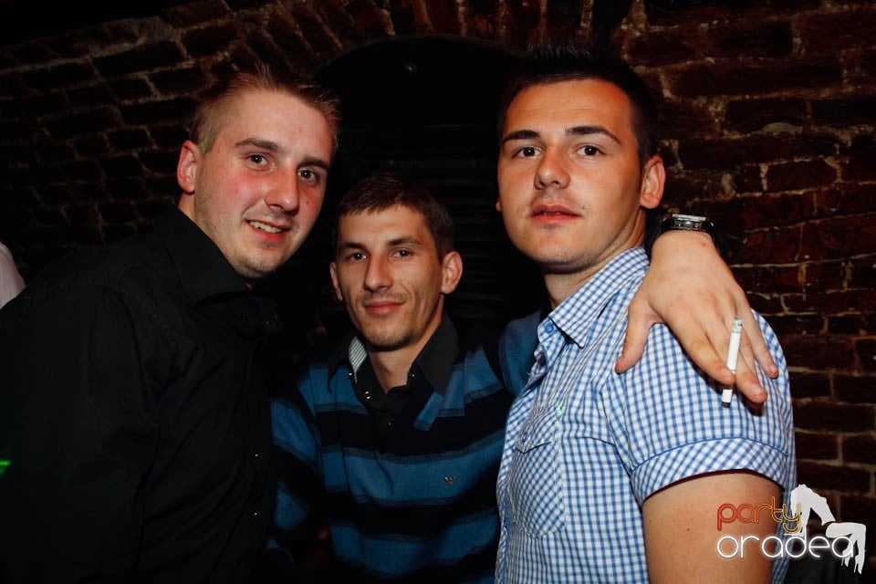 Student Party în Escape, 