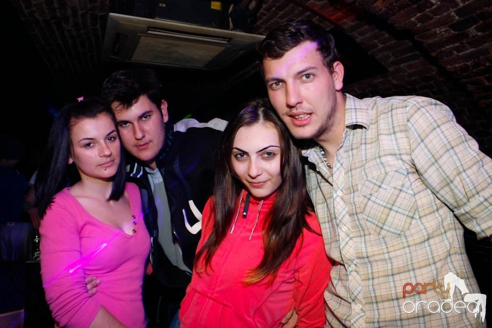 Student Party în Escape, 