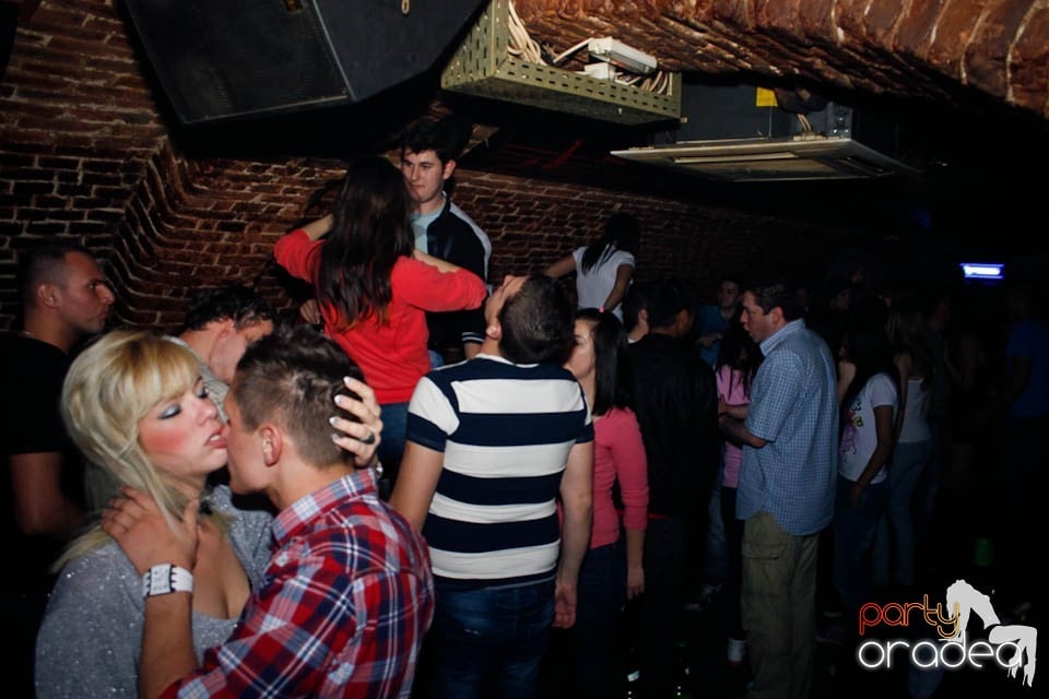 Student Party în Escape, 