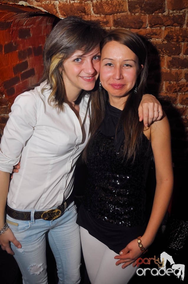 Student Party în Escape, 