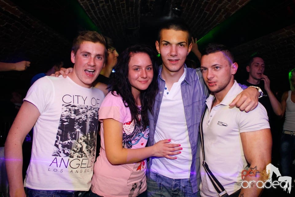 Student Party în Escape, 