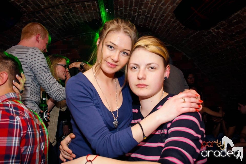 Student Party în Escape, 