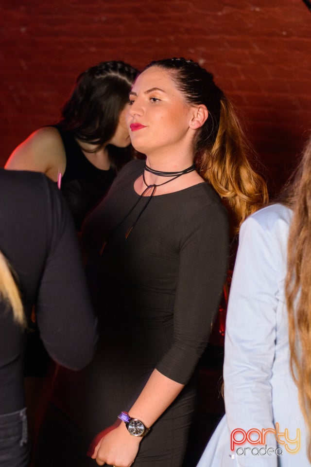 Student Party, Gekko