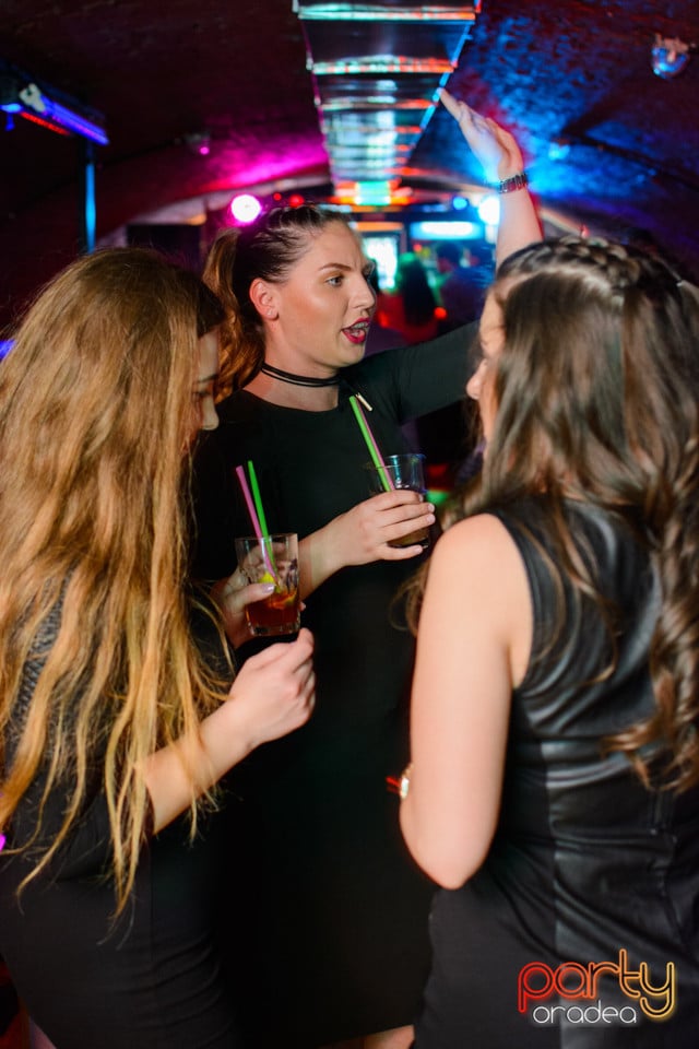 Student Party, Gekko