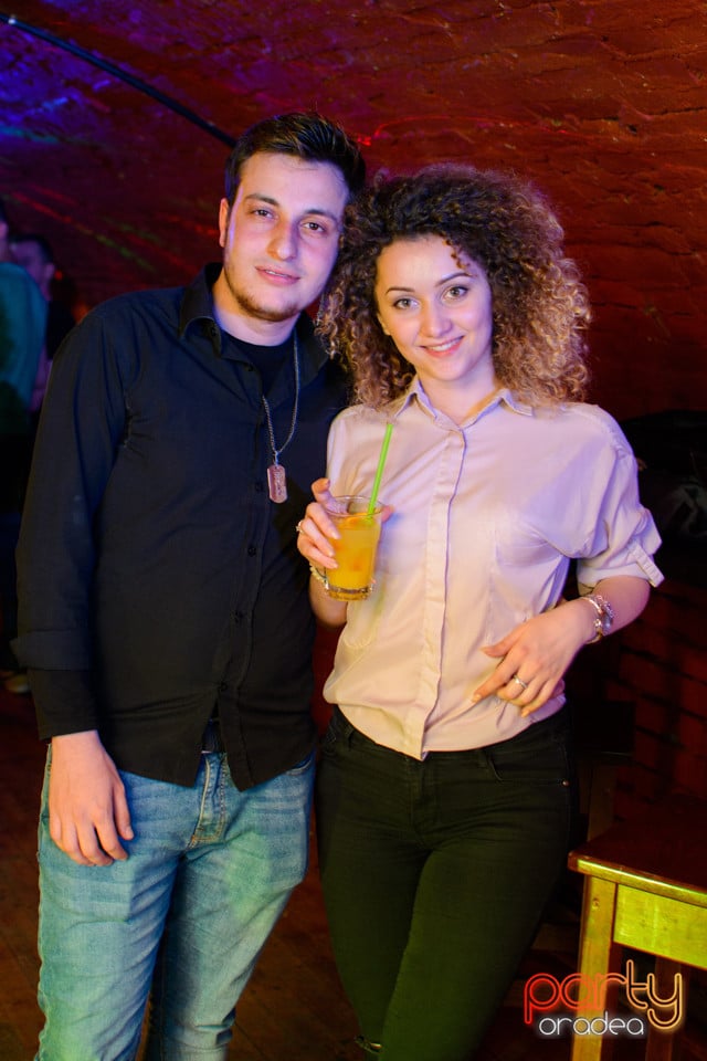 Student Party, Gekko