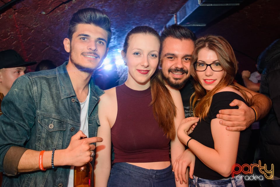 Student Party, Gekko