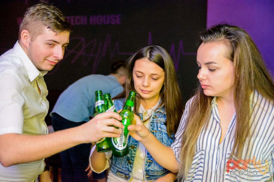 Student's Night, Juice