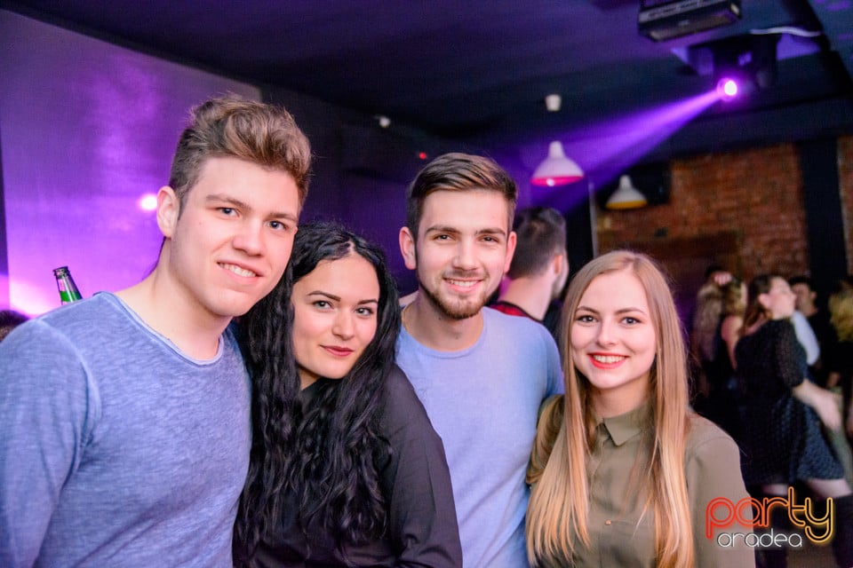 Student's Night, Juice