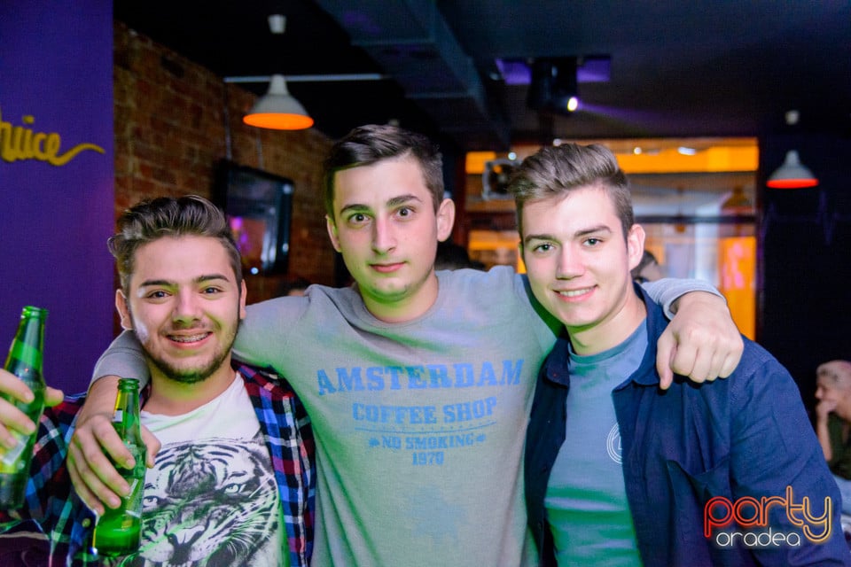 Student's Night, Juice