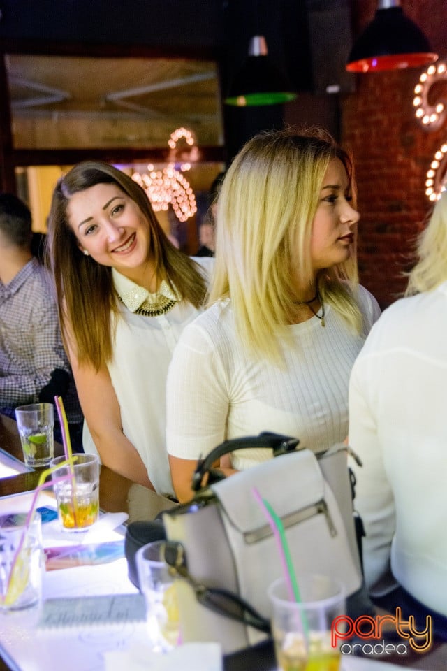 Student's Night - Grand Opening, Juice