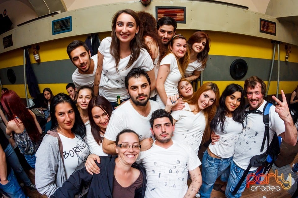 Student's Night Party, 