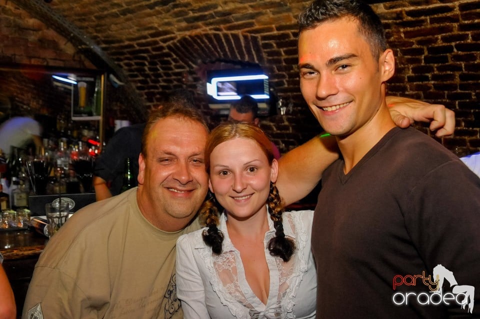 Student's Party în Club Escape, 