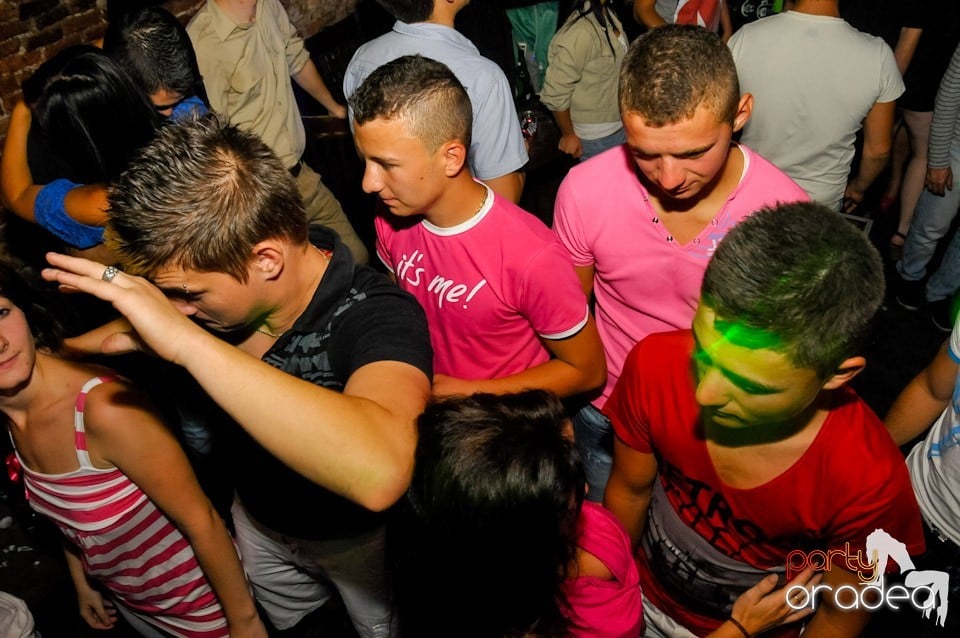 Student's Party în Club Escape, 