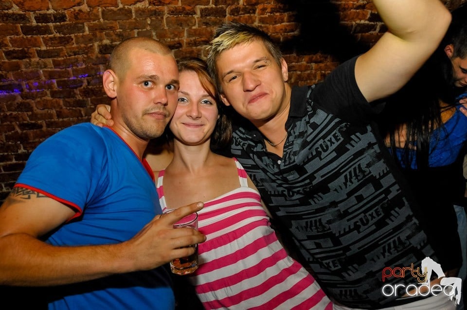 Student's Party în Club Escape, 
