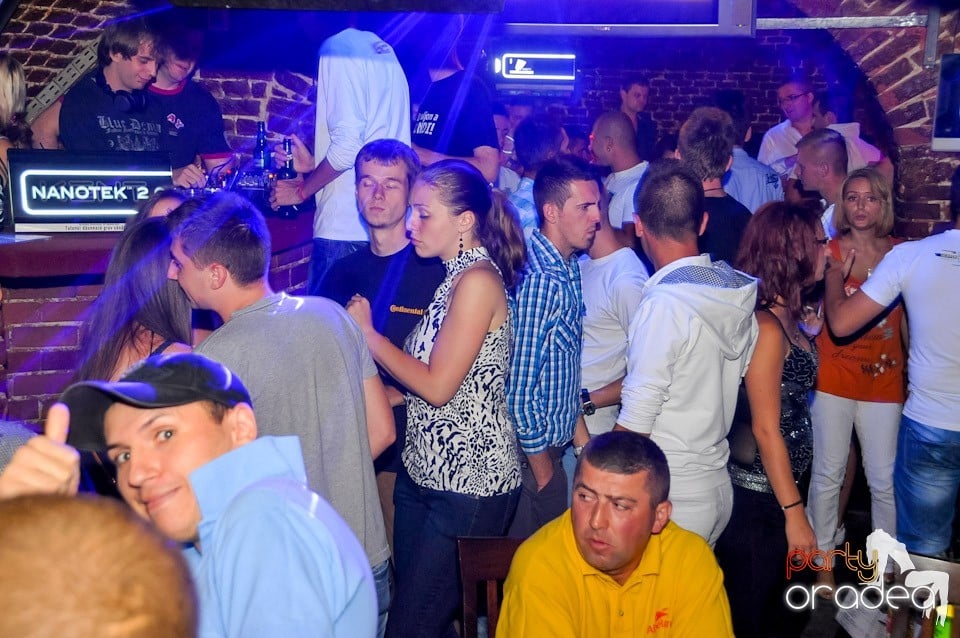 Student's Party în Club Escape, 