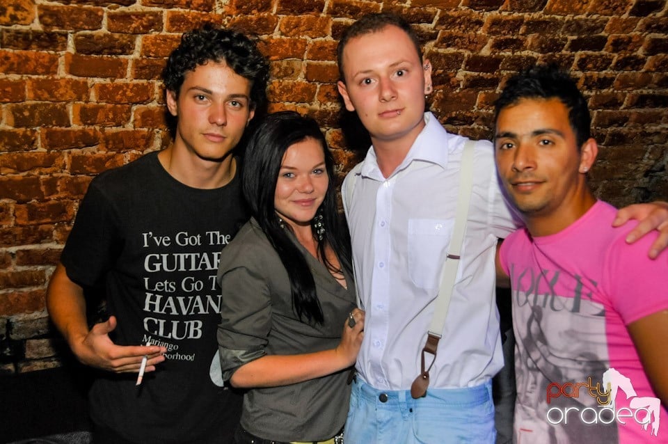 Student's Party în Club Escape, 