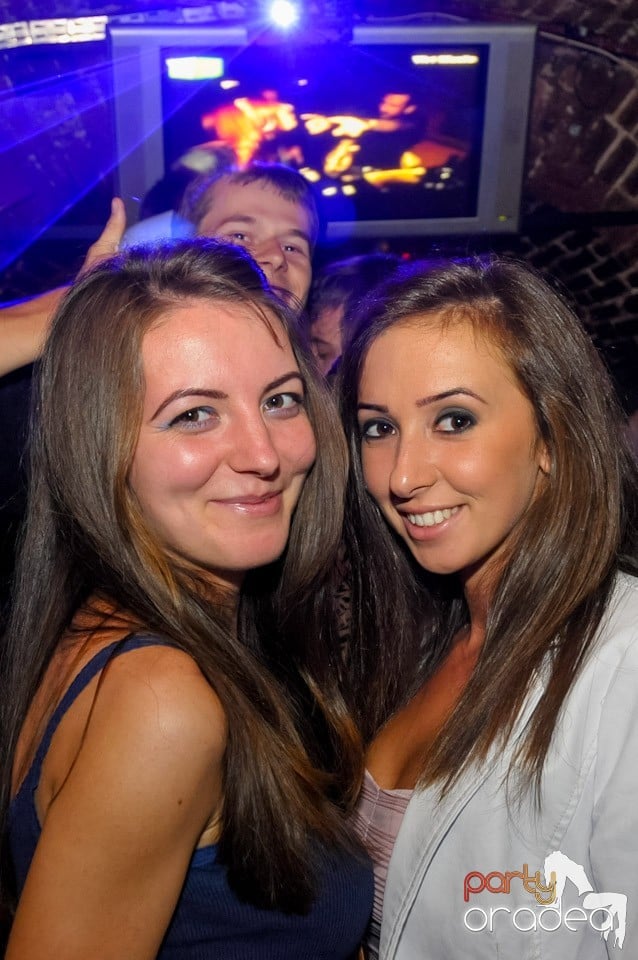 Student's Party în Club Escape, 