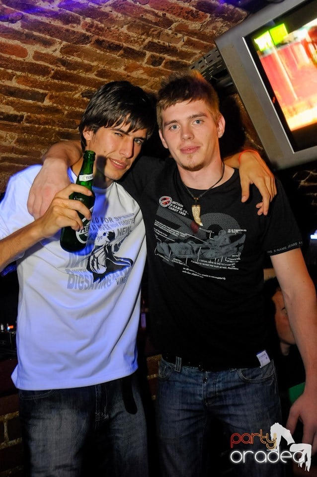 Student's Party în Club Escape, 