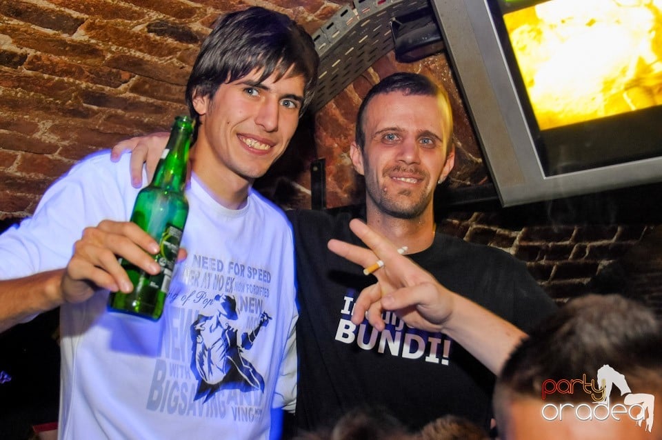 Student's Party în Club Escape, 