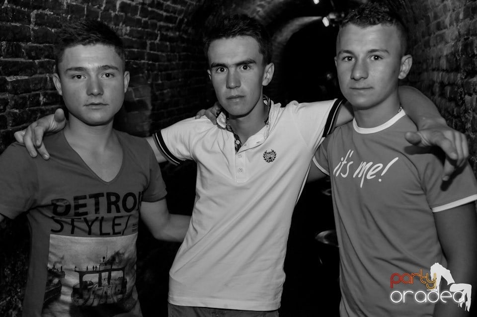 Student's Party în Club Escape, 