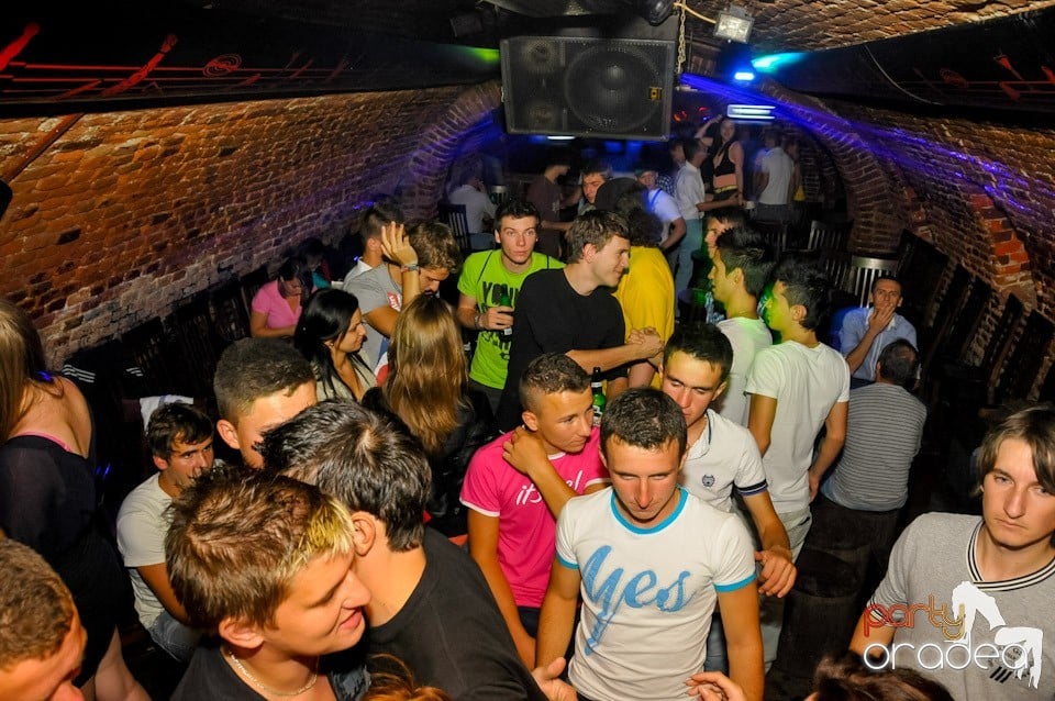 Student's Party în Club Escape, 