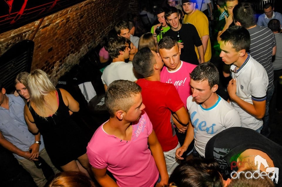 Student's Party în Club Escape, 