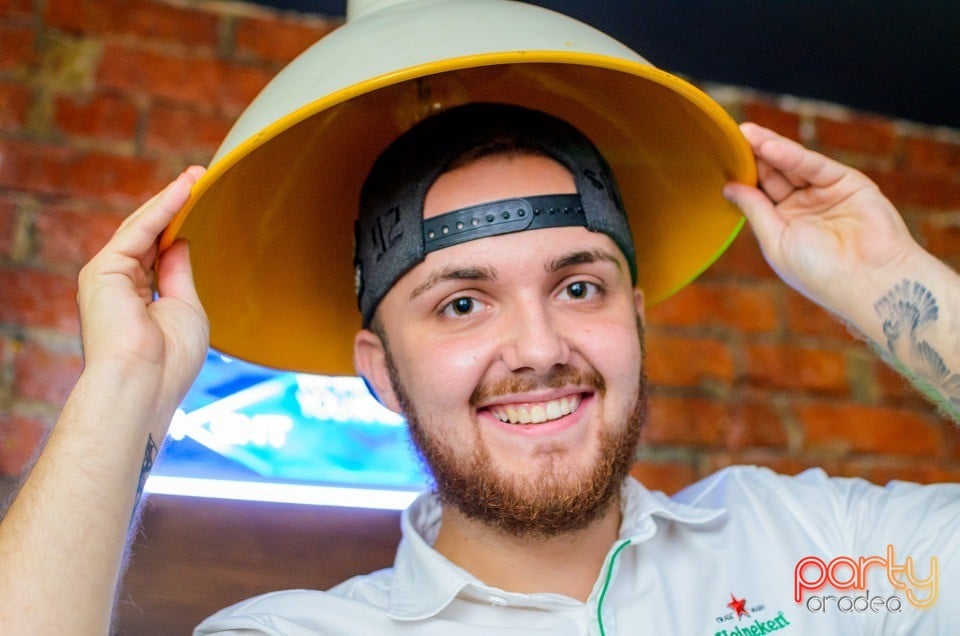 Student's Party, Juice