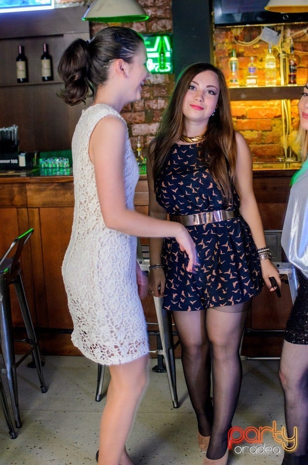 Student's Party, Juice