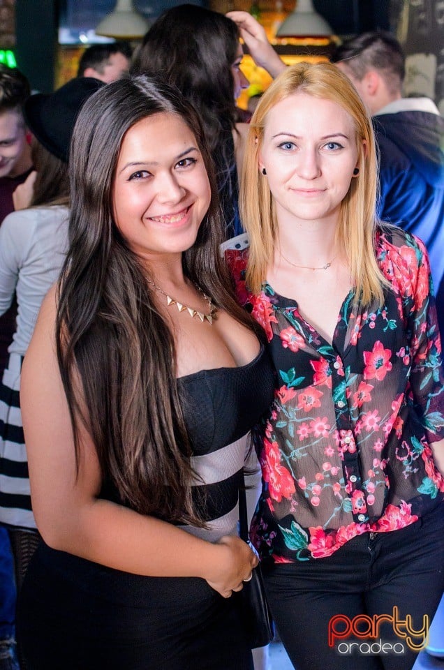 Student's Party, Juice