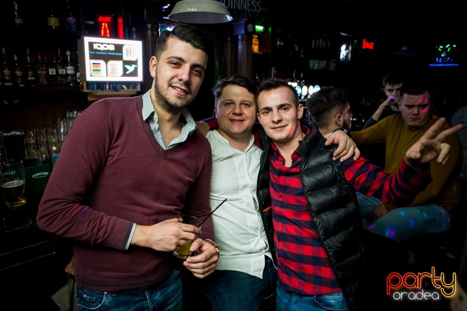 Students Party, Green Pub