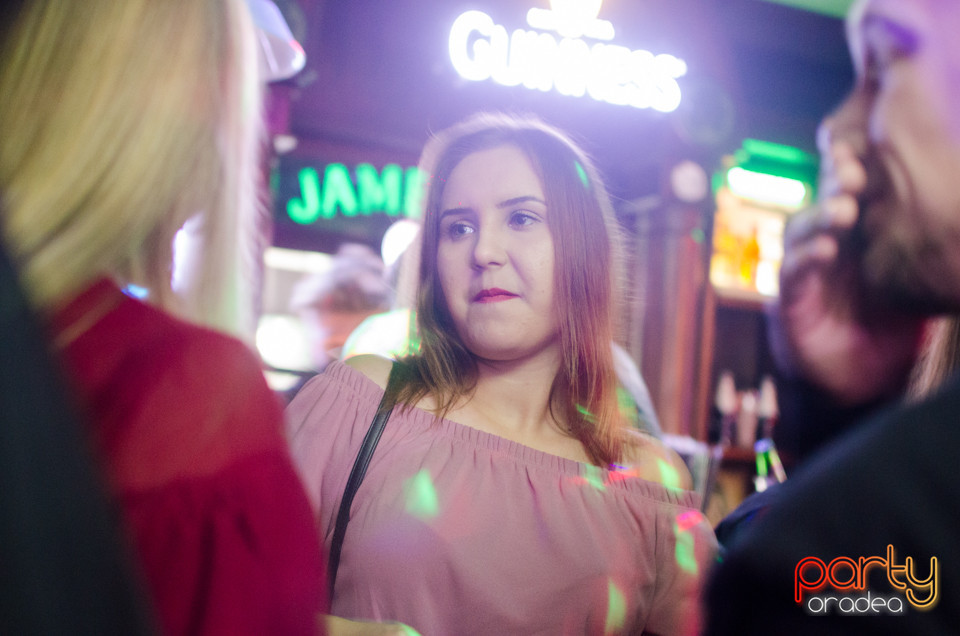 Students Party @ Green Pub, Green Pub