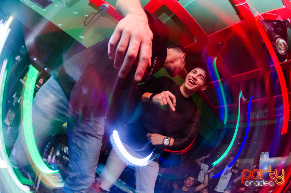 Students Party @ Green Pub, Green Pub