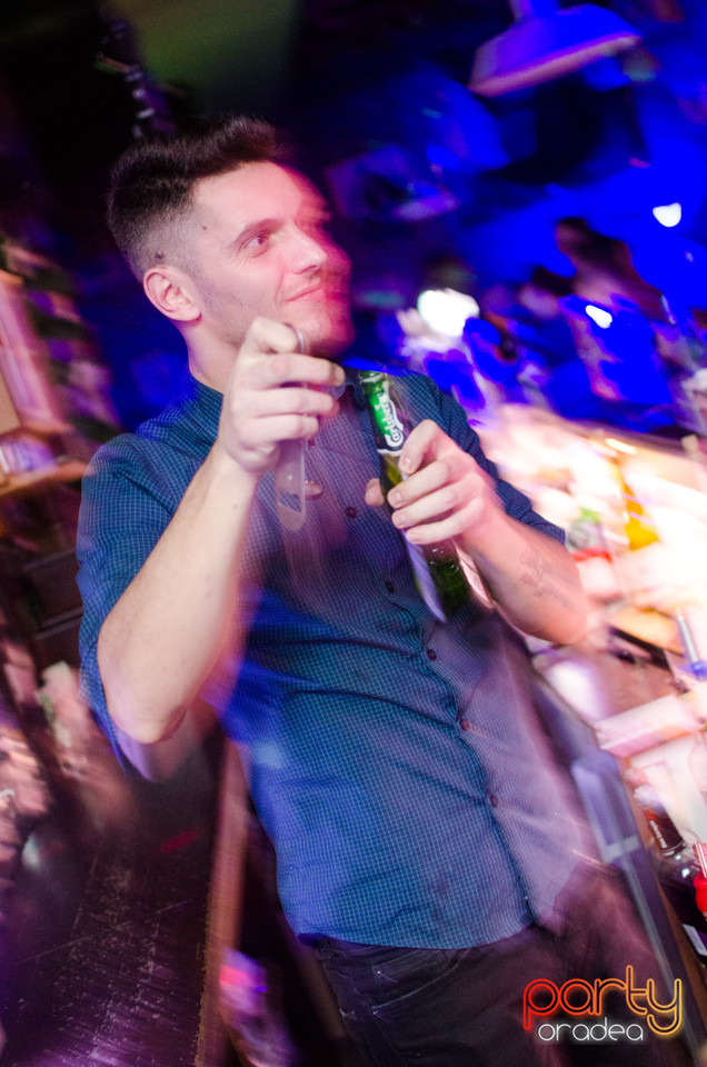 Students Party @ Green Pub, Green Pub