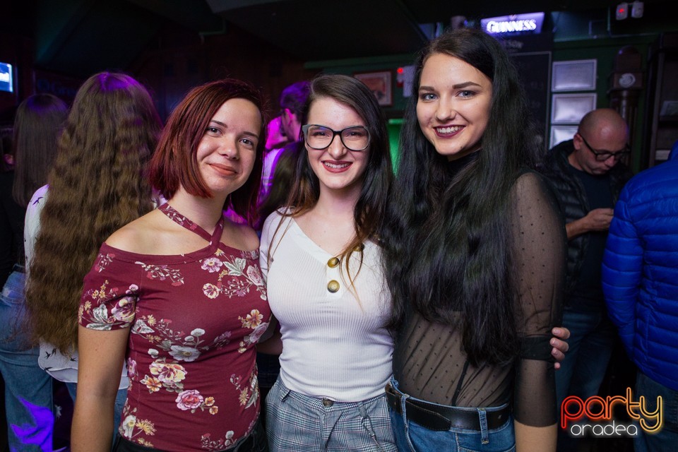 Students Party, Green Pub