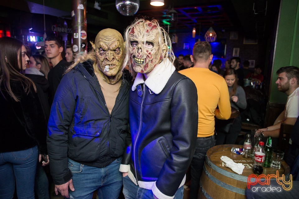 Students Party, Green Pub