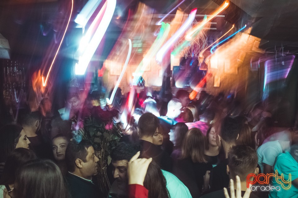Students Party, Green Pub