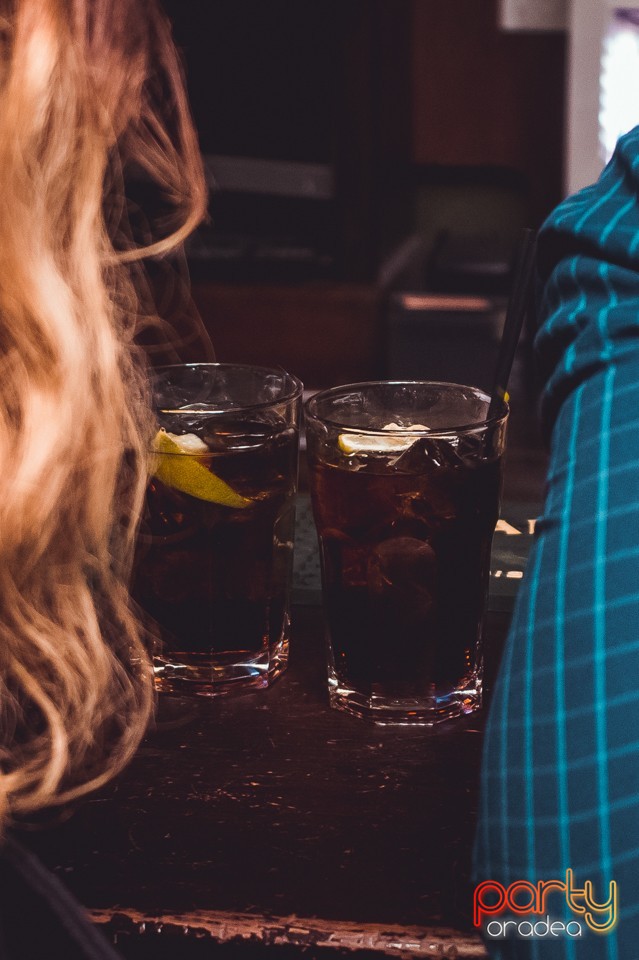 Students Party, Green Pub