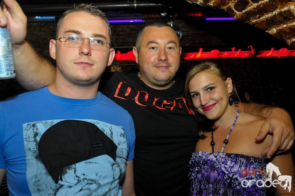 Studparty în Club Escape, 