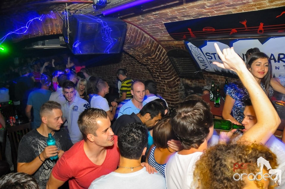 Studparty în Club Escape, 